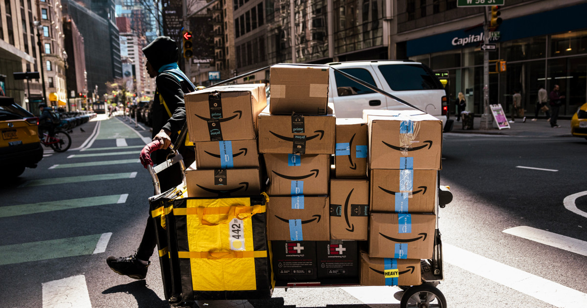amazon-protests-black-friday