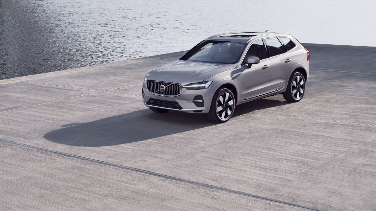 volvo-xc60-2025-elegance
