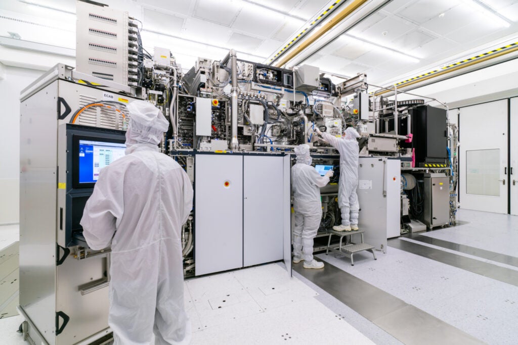 asml-stock-rises-legal-turmoil