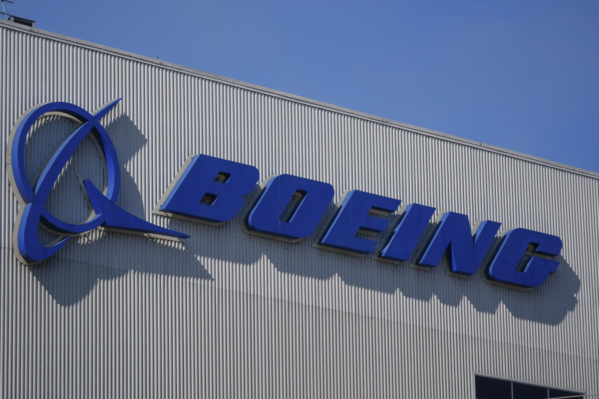 boeing-layoffs-workforce-restructuring