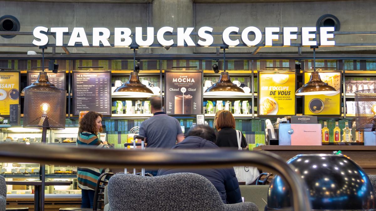 starbucks-ceo-challenges