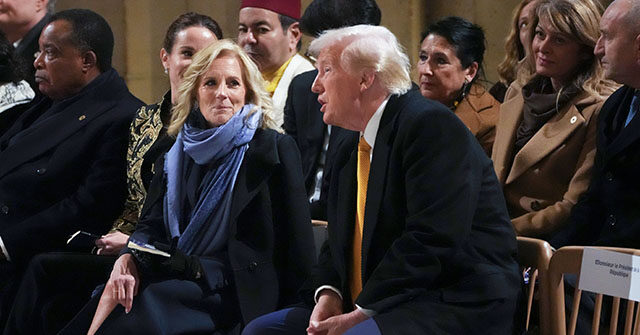 trump-viral-photo-fragrance-line