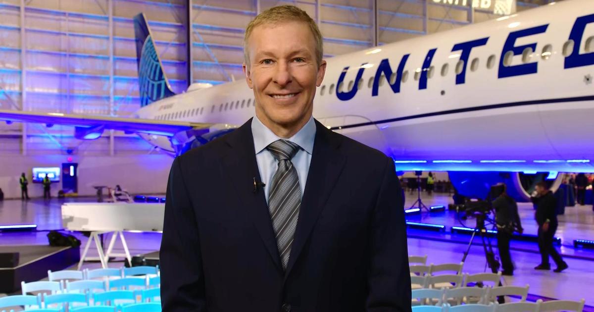 united-airlines-junk-fees-tariffs