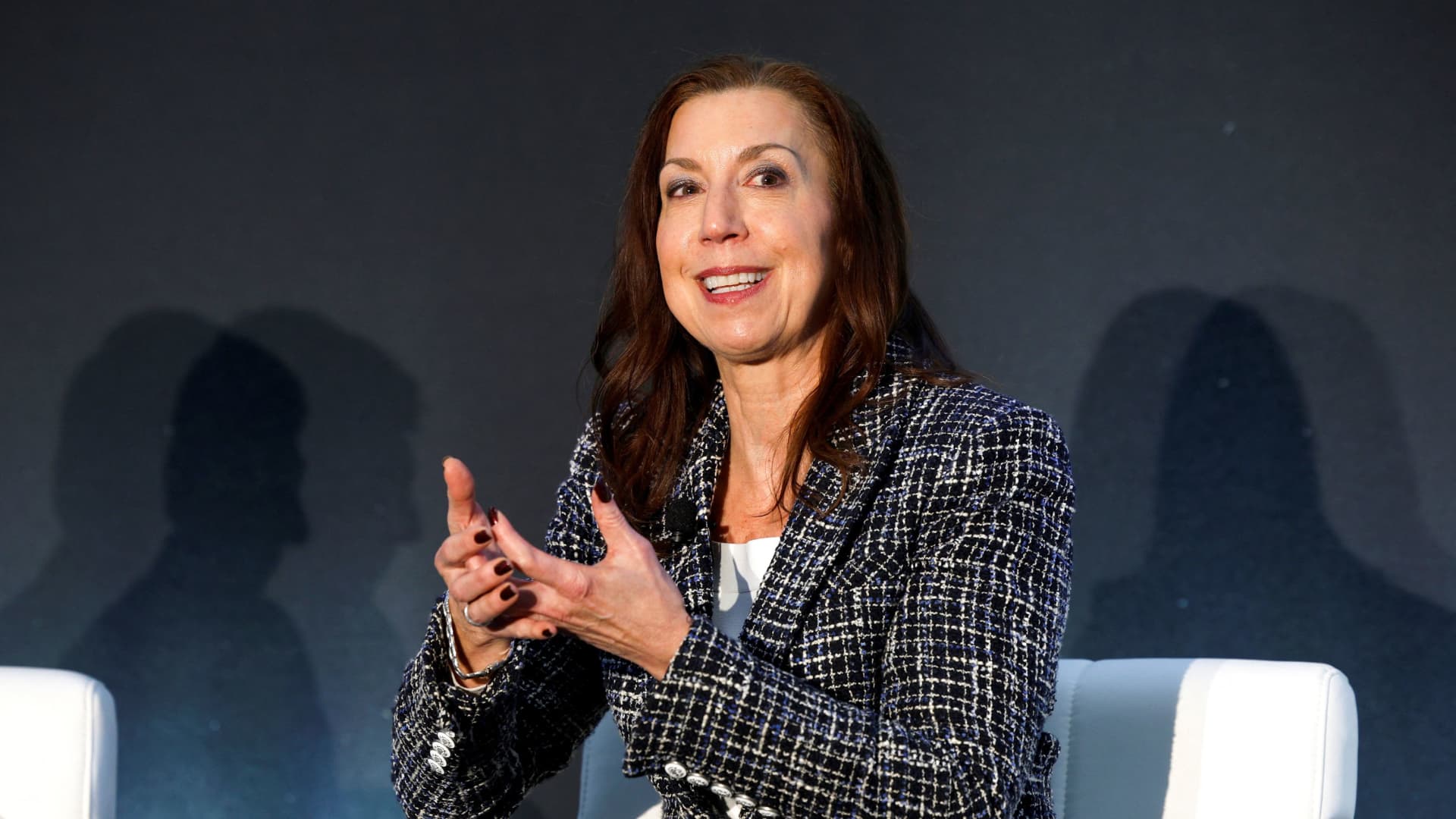 chrysler-sales-strategy-recovery