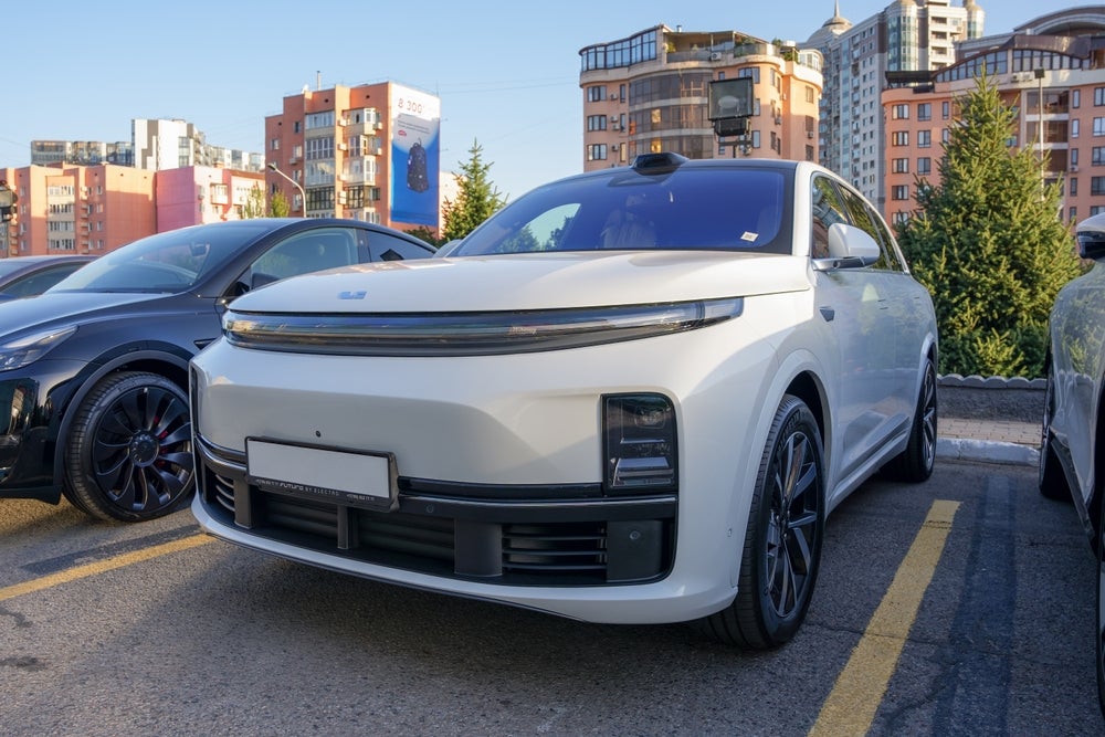 electric-vehicles-tesla-rivals-surging