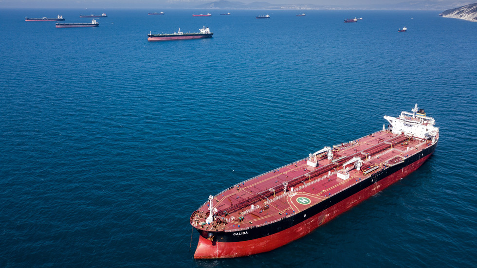 new-delhi-oil-tanker-production