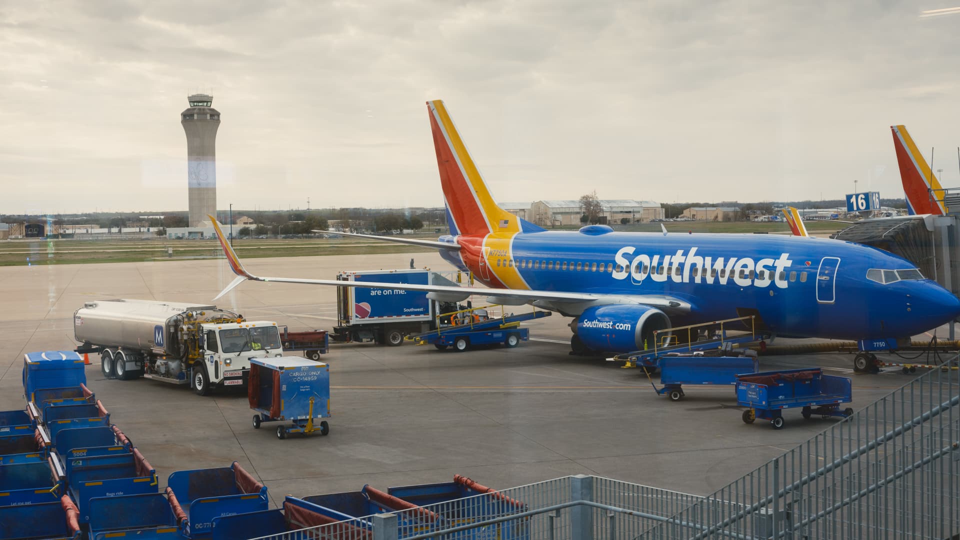 southwest-airlines-crew-bases-cost-cutting