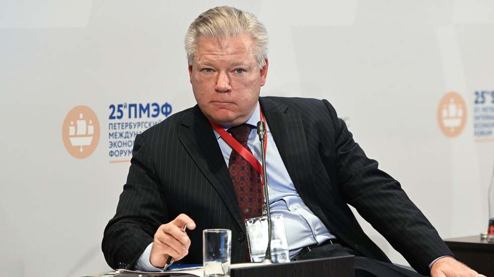 us-businesses-russia-sanctions