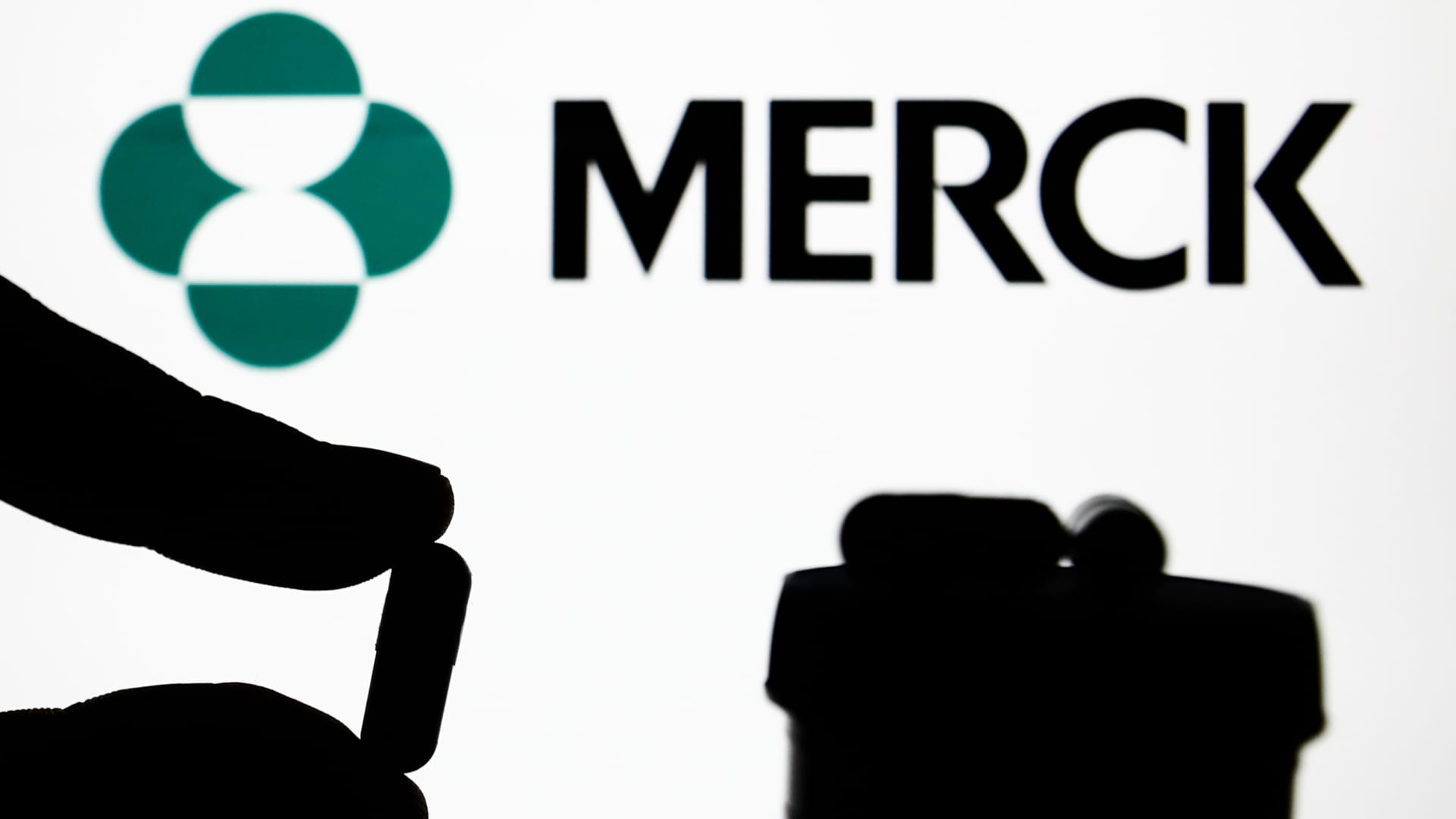 merck-profit-outlook-tariffs