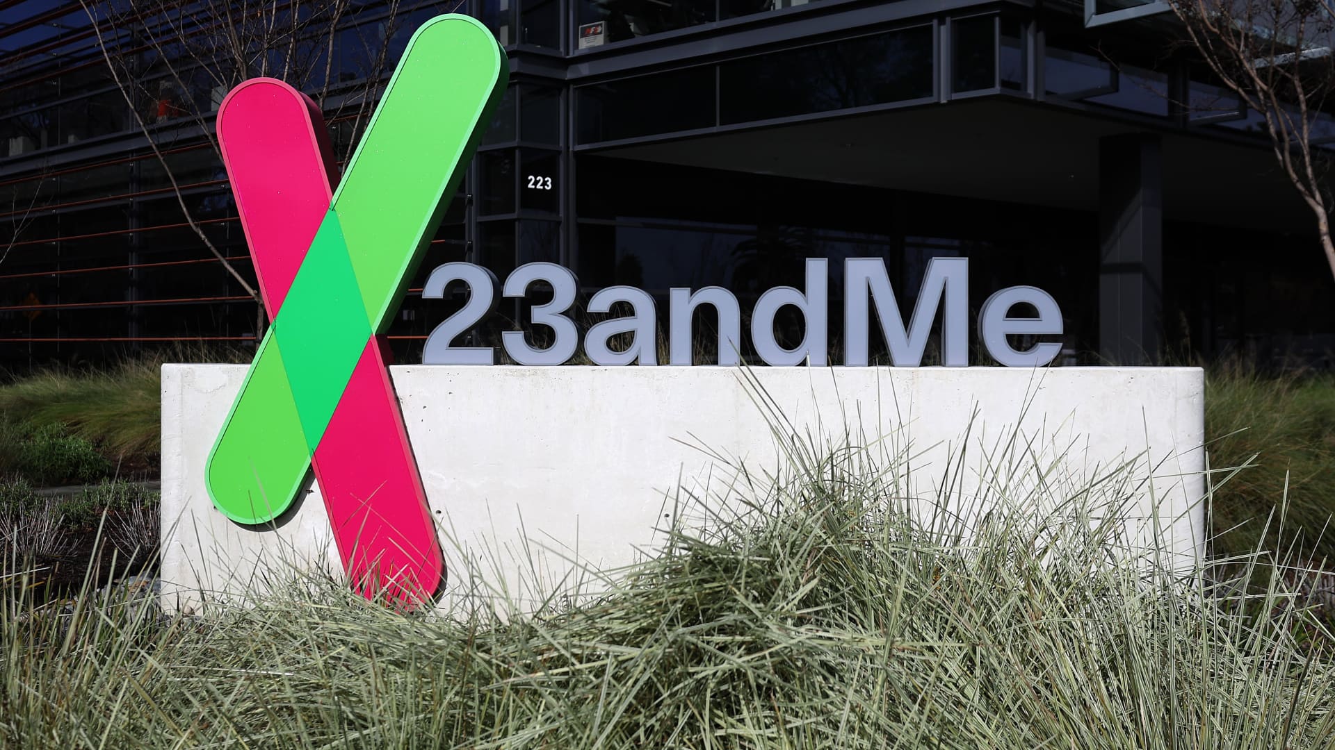 23andMe-deregistration-nasdaq-sec
