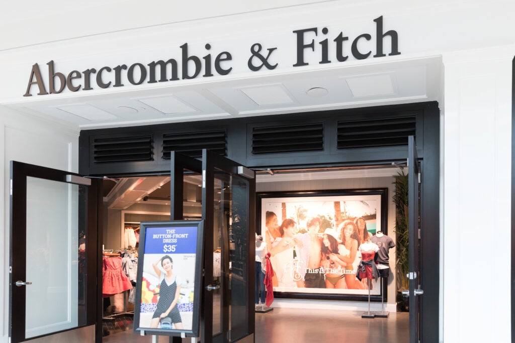 abercrombie-fitch-q1-forecasts