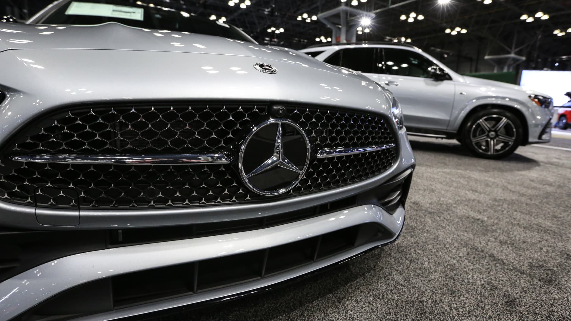 auto-industry-tariff-turmoil