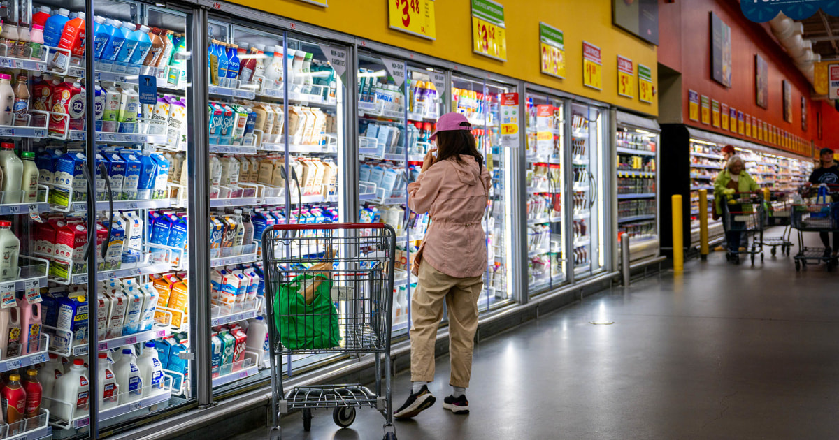 hispanic-shoppers-grocery-spending