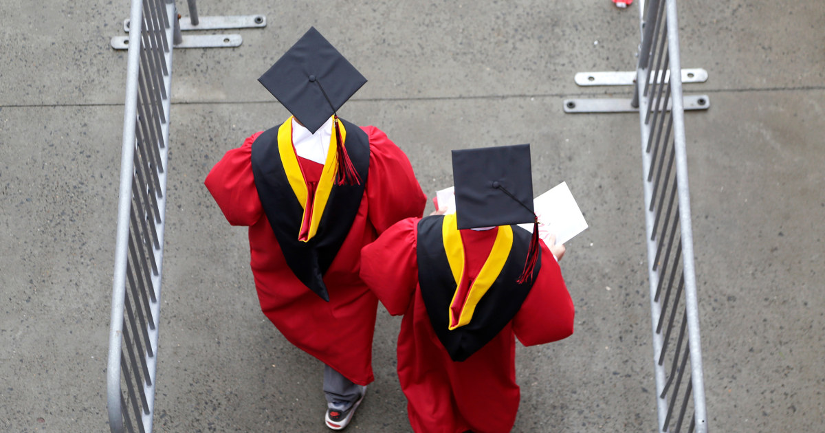 job-market-challenges-college-grads