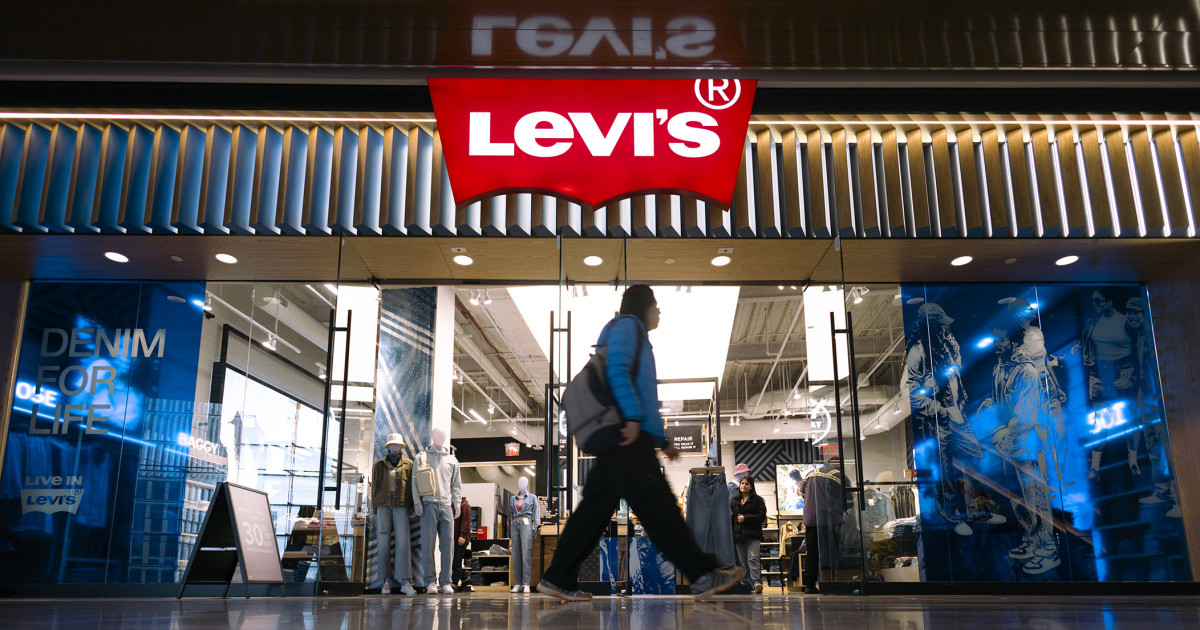 levi-strauss-sells-dockers