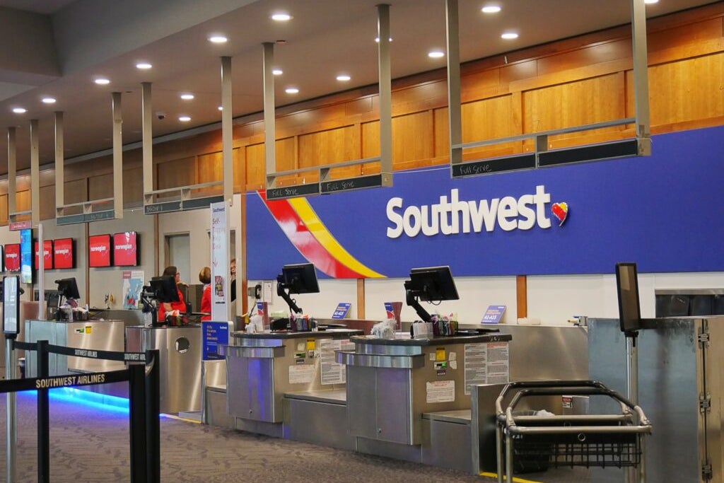 southwest-airlines-baggage-fees-profit