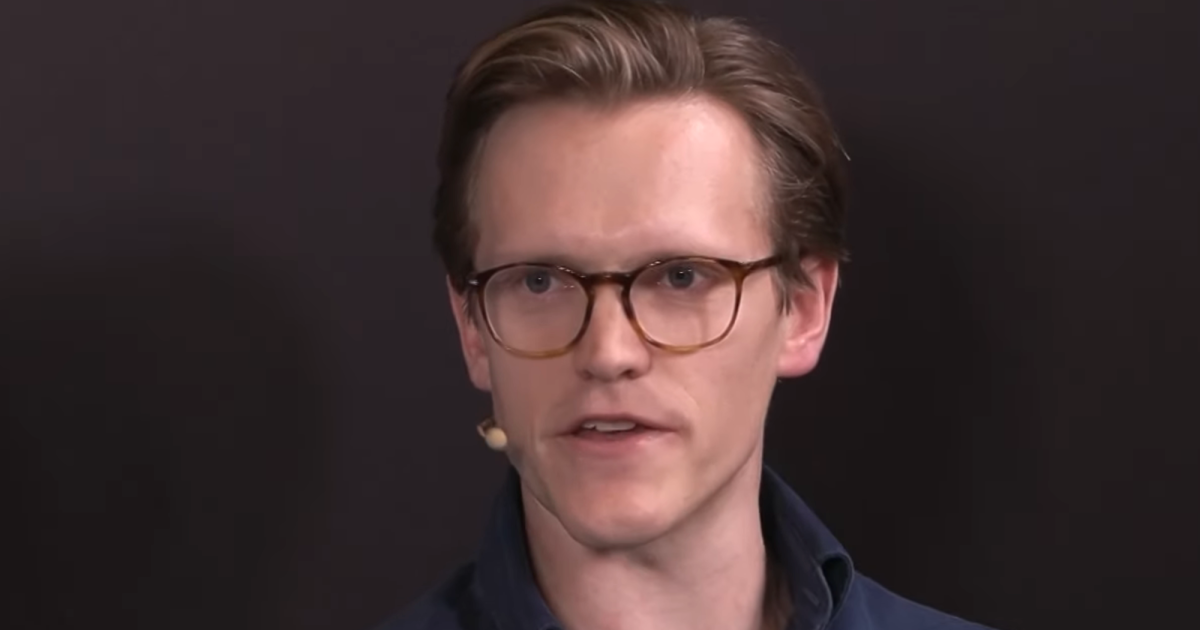 astronomer-ceo-coldplay-kiss-cam