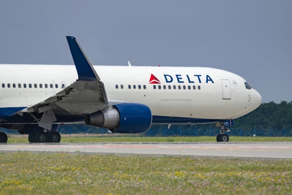 delta-air-lines-q2-earnings-forecasts