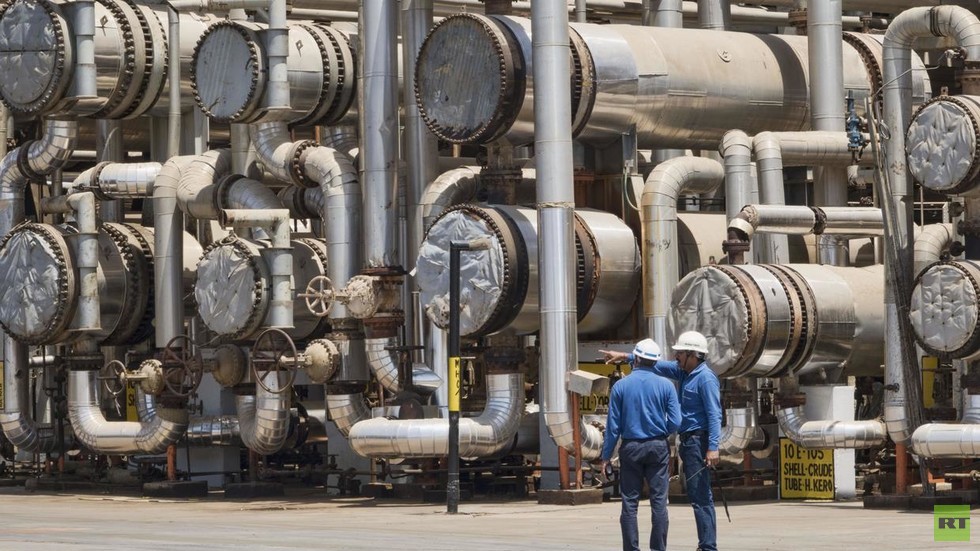 indian-refinery-lawsuit-microsoft