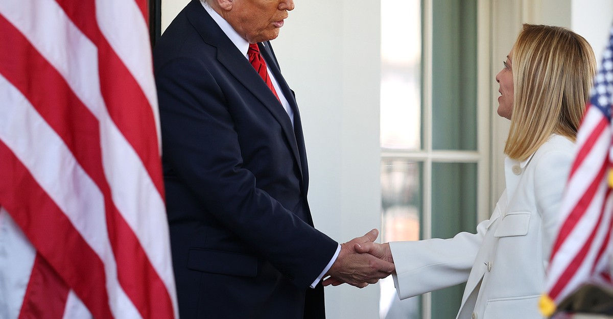 leadership-persuasion-flattery-firmness