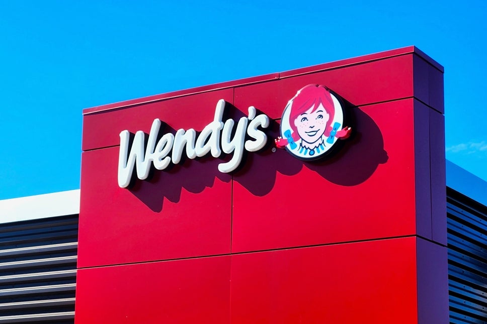 wendys-q2-earnings-forecasts